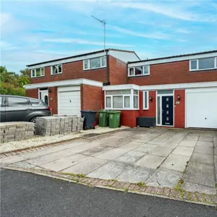 Buy this 3 bed townhouse on Cleeve Close in Redditch, B98 9HR