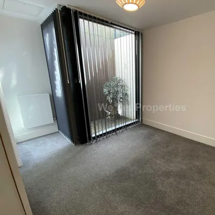 Image 6 - Field Street, Salford, M6 5EY, United Kingdom - House for rent