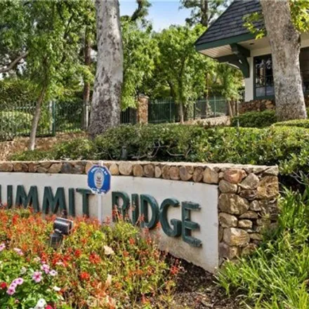 Image 1 - 22562 South Summit Ridge Circle, Los Angeles, CA 91311, USA - House for rent