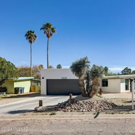 Image 5 - 5955 East Lester Drive, Tucson, AZ 85712, USA - House for sale
