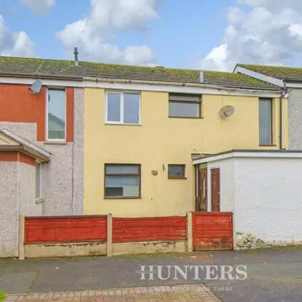 Buy this 3 bed townhouse on The Downs in Middleton, M24 1TT