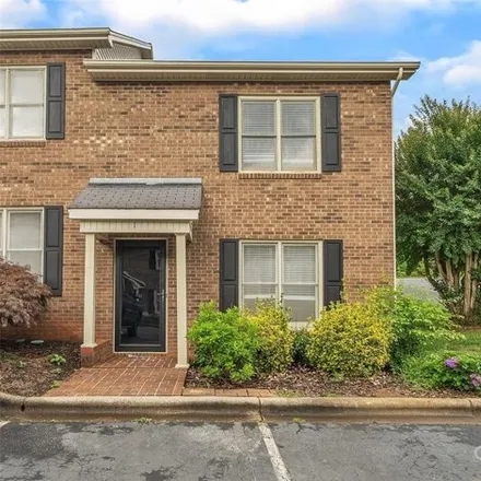 Buy this 2 bed condo on 2433 1st St Unit 1A in Hickory, North Carolina