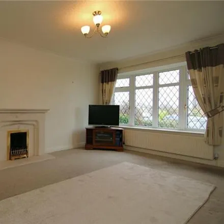 Image 3 - Cloverdale, Shelf, HX3 7RP, United Kingdom - Duplex for sale