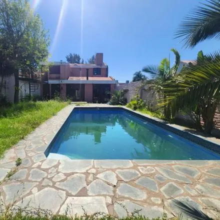 Buy this 5 bed house on Coronel Pringles 1105 in Partido de La Matanza, 1704 Ramos Mejía