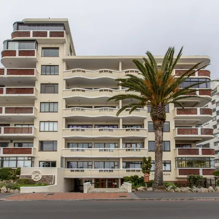 Image 8 - Vagabond Kitchens, Regent Road, Cape Town Ward 54, Cape Town, 8005, South Africa - Apartment for rent