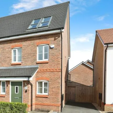 Buy this 3 bed duplex on Rolls Avenue in Crewe, CW1 3QD