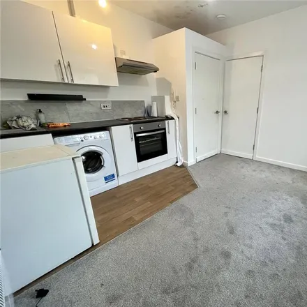 Image 3 - Purbeck Road, Bournemouth, BH2 5EF, United Kingdom - Apartment for rent
