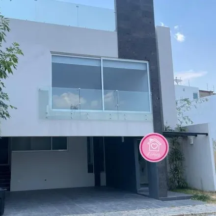 Rent this 3 bed house on Boulevard Cuernavaca in Lomas de Angelópolis, 72940 Santa Clara Ocoyucan