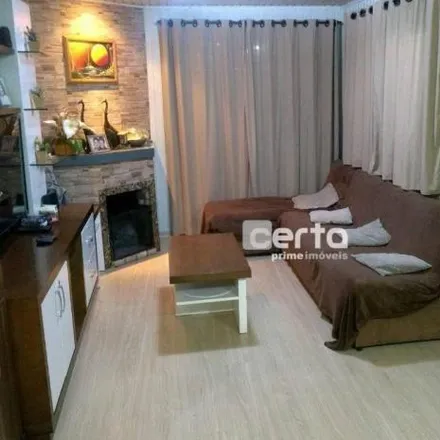 Buy this 2 bed house on Rua Piauí in Dutra, Gramado - RS