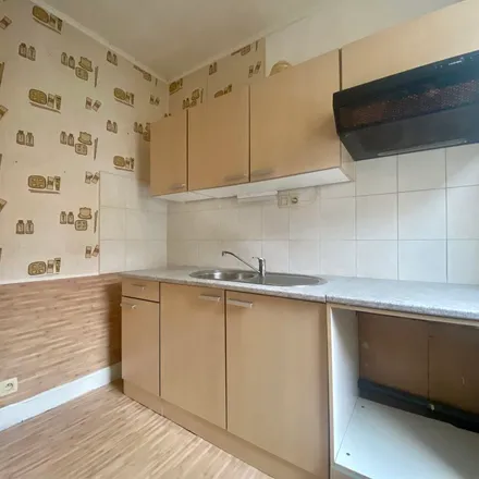 Rent this 1 bed apartment on Rue Léon Mignon 17 in 4000 Liège, Belgium