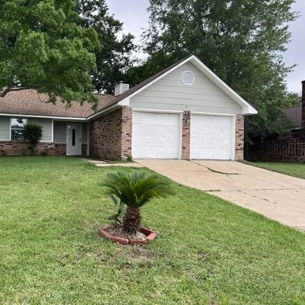 Rent this 3 bed house on 15 Royal Pine Drive in Gulfport, MS 39503