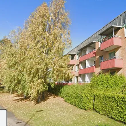 Rent this 1 bed apartment on Torparegatan in 461 60 Trollhättan, Sweden
