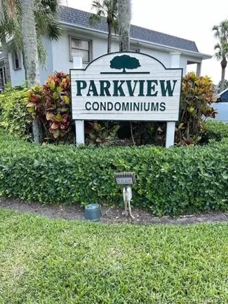 Rent this 3 bed condo on 1247 Southeast Parkview Place in Stuart, FL 34994