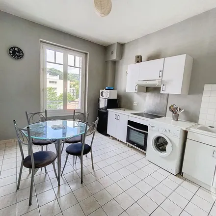 Image 2 - 8 rue de l'Ecorchade, 63400 Chamalières, France - Apartment for rent