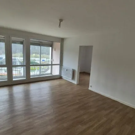 Image 1 - Cocheron, 08120 Bogny-sur-Meuse, France - Apartment for rent