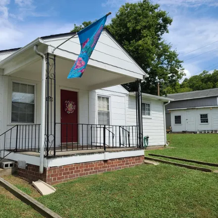 Buy this 3 bed house on 802 Gilbert Avenue in Blount County, TN 37804