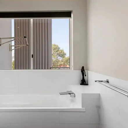 Image 3 - Bongaree QLD 4507, Australia - Apartment for rent