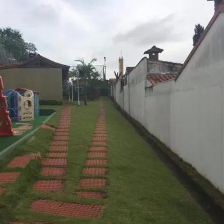 Buy this 3 bed house on Rua Lira Cearense in Campo Limpo, São Paulo - SP