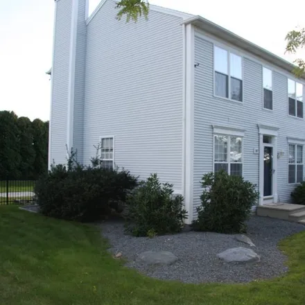 Image 3 - 169 Wintergreen Drive, Middletown, RI 02842, USA - Apartment for rent