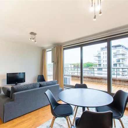 Rent this 3 bed apartment on Boulevard du Souverain - Vorstlaan 292 in 1160 Auderghem - Oudergem, Belgium