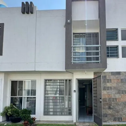 Rent this 3 bed house on Carretera Federal Zacatepec-Zapata in Villas El Seminario, 62766 Tezoyuca