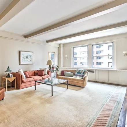 Buy this studio apartment on 290 WEST END AVENUE 10A in New York