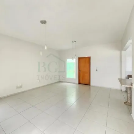 Rent this 3 bed house on Rua Vereador Antônio Pires in Região Urbana Homogênea XXIII, Poços de Caldas - MG
