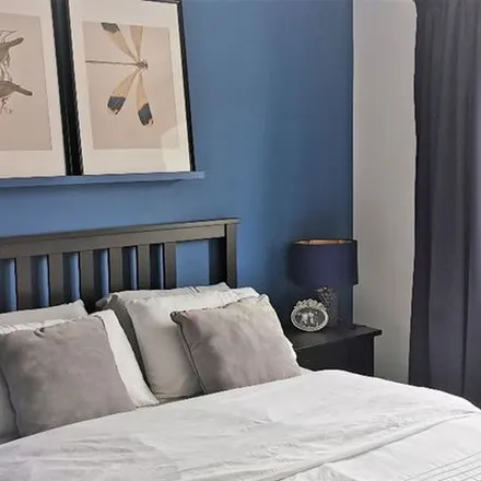Rent this 3 bed duplex on 5 Trafalgar Road in Topsham, EX2 7GF