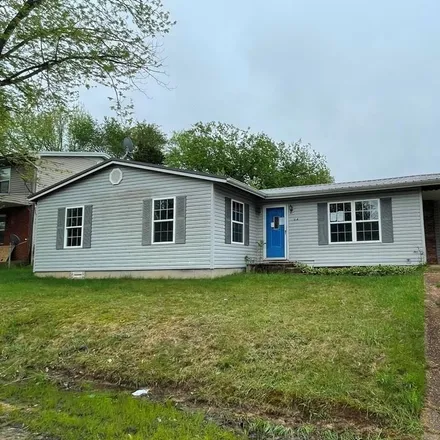 Buy this 3 bed house on 210 Hawthorne Street in Steelville, Crawford County