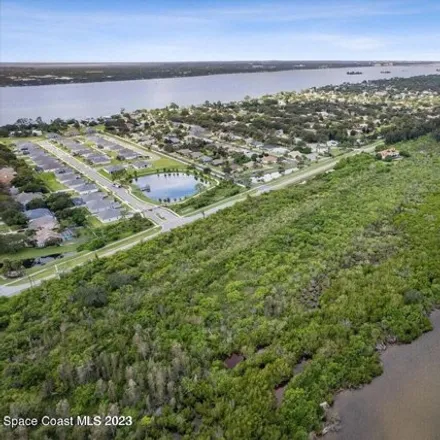 Image 4 - 2868 South Courtenay Parkway, Rockwell, Merritt Island, FL 32952, USA - House for sale