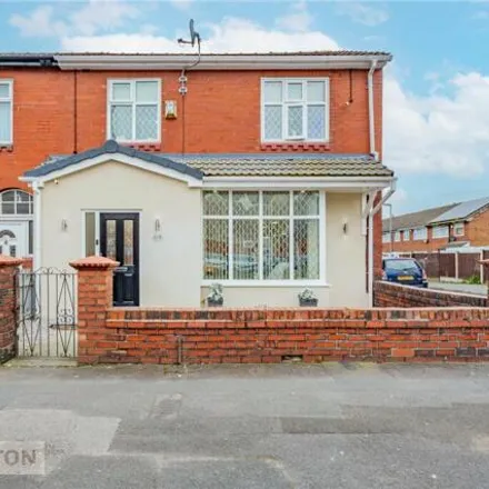 Buy this 3 bed house on Swallow Street in Bardsley, OL8 4LD