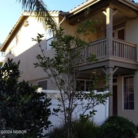 Rent this 3 bed townhouse on 2200 Cordoban Lane in Santa Maria, CA 93455