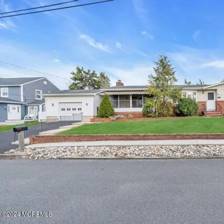 Image 1 - 194 Meadow Point Road, Point Pleasant, NJ 08742, USA - House for sale