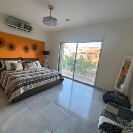 Rent this 3 bed apartment on Avenida Holbox in Smz 16, 77505 Cancún