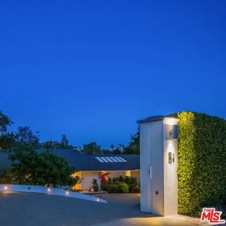 Image 2 - 262 Glenroy Place, Los Angeles, CA 90049, USA - House for sale
