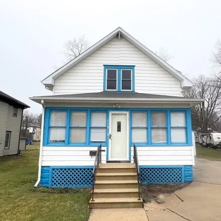 Buy this 3 bed house on 148 Oneida Street in Storm Lake, IA 50588