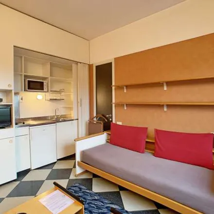 Image 1 - Villa Clerici, Via Giovanni Terruggia, 20162 Milan MI, Italy - Apartment for rent