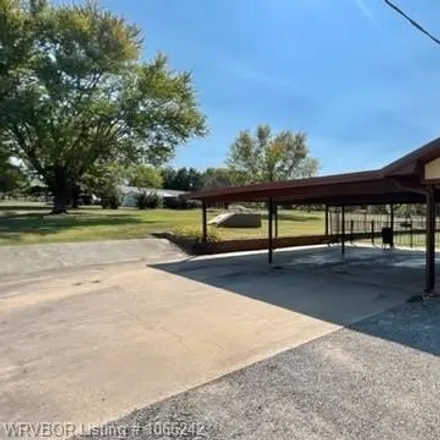 Image 4 - 1716 Old Mill Road, Stigler, OK 74462, USA - House for sale