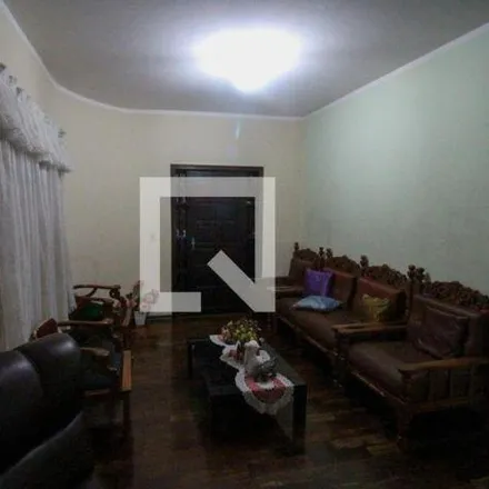 Rent this 5 bed house on Rua Xiririca 1075 in Vila Carrão, São Paulo - SP
