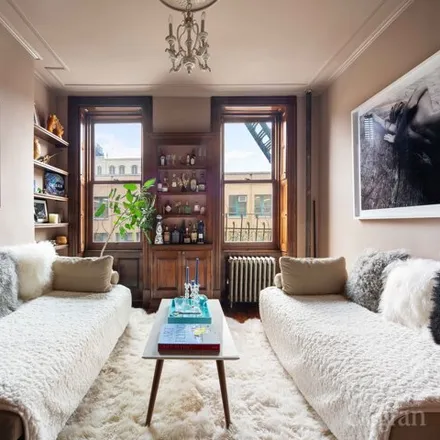 Image 4 - 334 West 17th Street, New York, NY 10011, USA - Apartment for sale