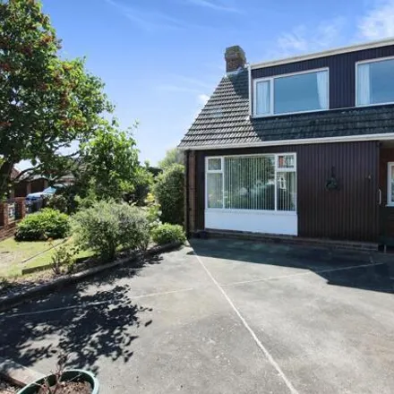 Buy this 3 bed house on Lidgard Road in Humberston, DN36 4XN