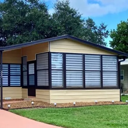 Buy this studio apartment on 257 Rio Grande in Packwood Place, Volusia County