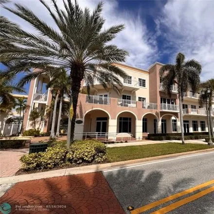 Rent this 3 bed apartment on 849 Park Avenue in Lake Park, Palm Beach County