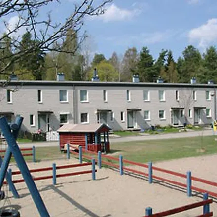 Rent this 4 bed apartment on Smultronvägen in 806 31 Gävle, Sweden