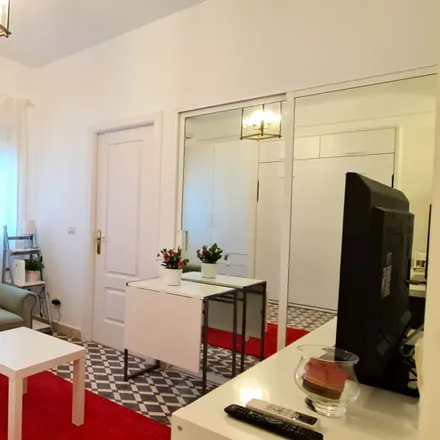 Rent this studio apartment on Madrid in Calle Peñascales, 17