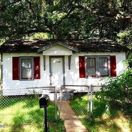 Buy this 2 bed house on 392 Joseph Street in Lafayette, LA 70506