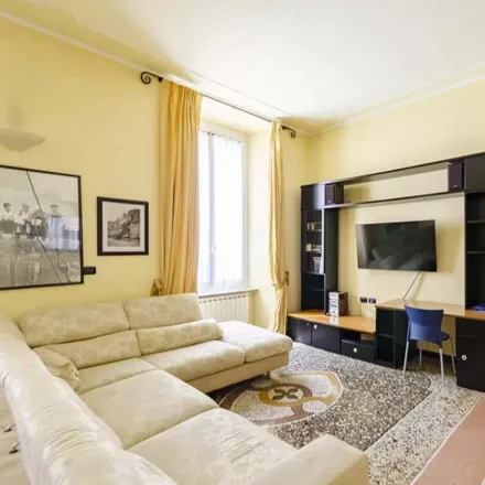 Image 6 - Via Palestro 10, 16122 Genoa Genoa, Italy - Apartment for rent
