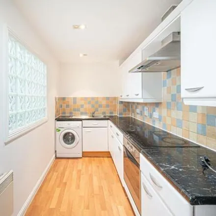 Buy this 2 bed apartment on Rookery Way in Barnet, London