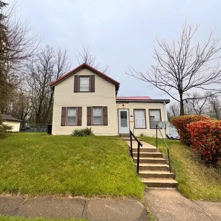 Buy this 4 bed house on 94 Orchard Street in Mansfield, OH 44903