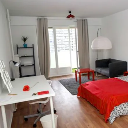 Rent this 1 bed room on 5 Rue de Londres in 67085 Strasbourg, France